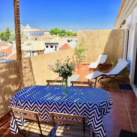 Comfortable + Terrace