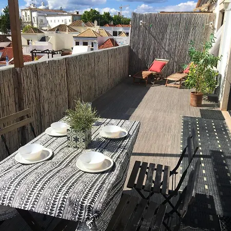 Lägenhet Comfortable + Terrace *